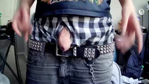 studbeltbro online show from July 31, 2026, 5:34 pm