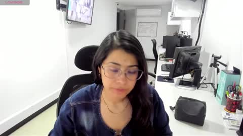 studcb_ online show from September 30, 2025, 10:48 pm