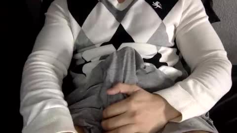 STUD online show from December 4, 2025, 9:29 am