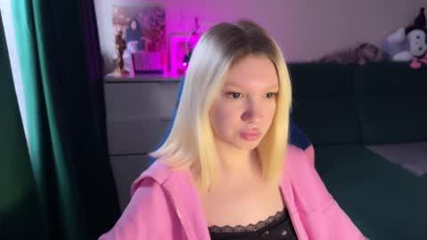 stuffy_ri online show from December 27, 2024, 5:31 am