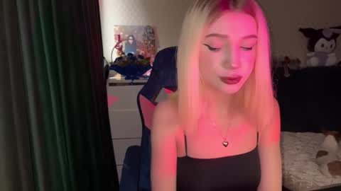 stuffy_ri online show from January 7, 2025, 9:18 am