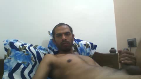 Snapshot of stylish0000008 chatting on October 20, 2025, 8:37 am Indian Couple online show from October 20, 2025, 8:37 am