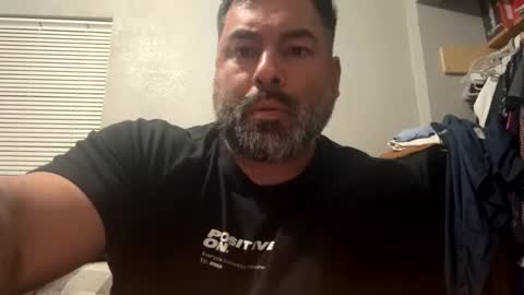 suavecito67 online show from February 28, 2025, 6:10 am