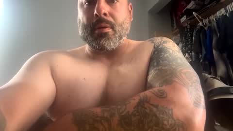 suavecito67 online show from October 4, 2025, 3:43 pm