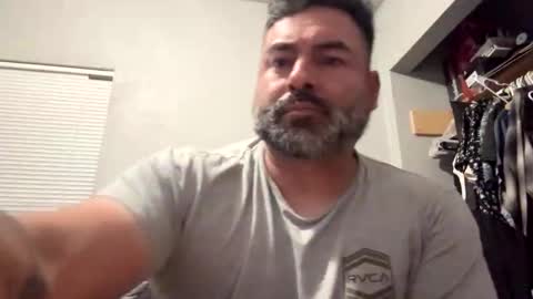 suavecito67 online show from October 7, 2025, 1:47 am