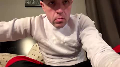 Snapshot of submissivebrett381 chatting on February 4, 2026, 11:09 pm submissivebrett381 online show from February 4, 2026, 11:09 pm