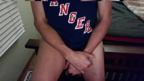 Submitted4u online show from February 12, 2025, 11:30 pm