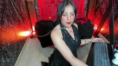 Yunna online show from December 19, 2024, 1:07 pm
