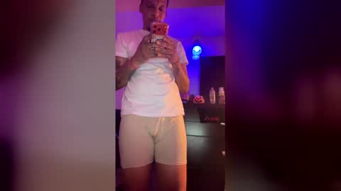 Snapshot of succafreeswag chatting on February 19, 2026, 6:42 am succafreeswag online show from February 19, 2026, 6:42 am