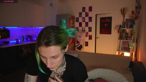 succubus_66 online show from December 31, 2024, 8:59 am