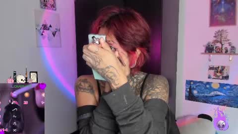 Snapshot of succubus_girl_ chatting on July 25, 2026, 1:30 pm Alexy online show from July 25, 2026, 1:30 pm
