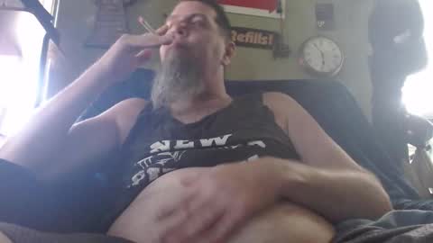 Snapshot of suck_me_good_420 chatting on November 18, 2025, 5:28 pm I aint your daddy call me Sir if you must call me anything online show from November 18, 2025, 5:28 pm