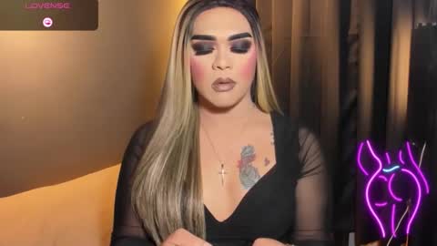 JADE ELYSE online show from November 1, 2025, 1:35 pm