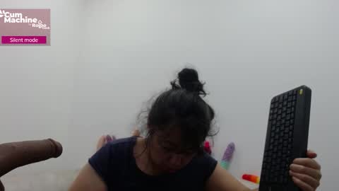 Sucky  online show from December 14, 2025, 12:32 pm