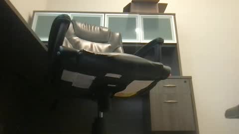 suckonthis318 online show from March 10, 2025, 3:41 pm