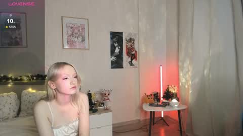 sue_everett online show from February 12, 2025, 12:44 pm