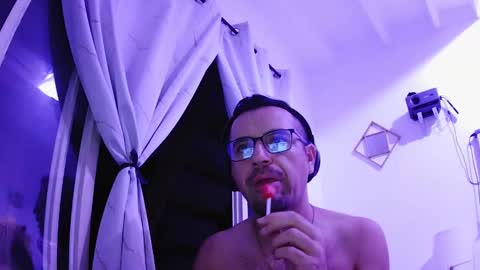 sugar1014 online show from February 27, 2025, 2:10 am