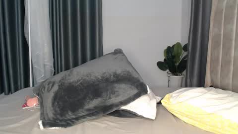 Snapshot of sugar_br0wn chatting on October 5, 2025, 6:39 pm sugarboooty online show from October 5, 2025, 6:39 pm