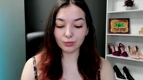 Megan online show from May 21, 2026, 6:42 am