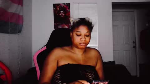 Snapshot of sugarbearlove87 chatting on November 20, 2025, 4:29 pm lexi love online show from November 20, 2025, 4:29 pm
