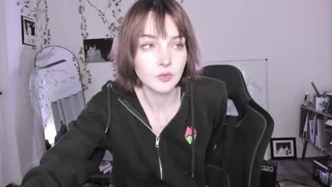 Snapshot of sugarmiette chatting on May 22, 2026, 3:24 am Ella online show from May 22, 2026, 3:24 am