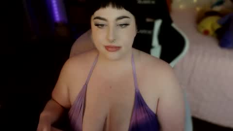 Lucy Love online show from April 17, 2026, 8:56 pm