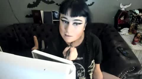 Snapshot of sugary_sweet chatting on September 16, 2025, 12:55 am Sugary online show from September 16, 2025, 12:55 am