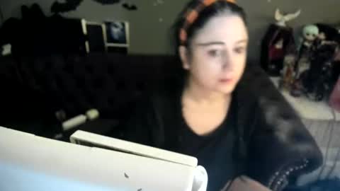 Sugary online show from October 22, 2025, 10:37 am