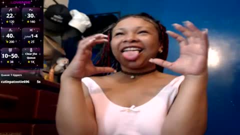 Snapshot of suggabrown_ chatting on July 19, 2026, 9:13 am suggabrown_ online show from July 19, 2026, 9:13 am