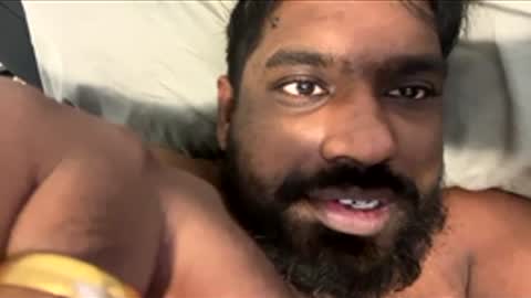 Snapshot of suggnight chatting on November 28, 2025, 6:10 pm Let me be your knight that saves you online show from November 28, 2025, 6:10 pm