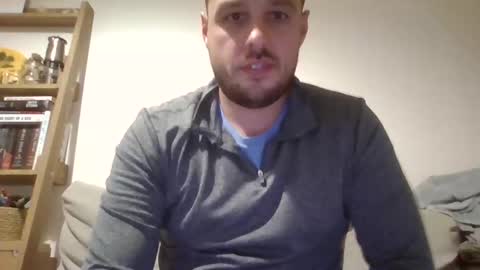 suggs124 online show from November 14, 2025, 7:01 pm