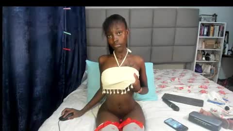 suhaila_suu online show from January 1, 2025, 11:18 pm