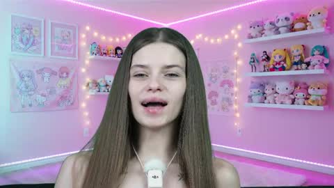 sukie_spooky online show from April 16, 2026, 10:05 am