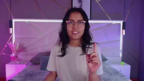 SUKI online show from April 21, 2026, 11:49 am