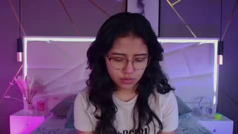 SUKI online show from April 22, 2026, 11:45 am