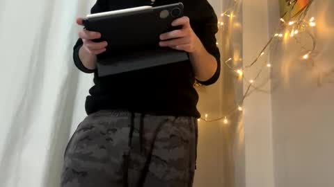 Niko online show from October 29, 2025, 6:09 pm