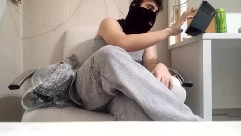 Niko online show from November 29, 2025, 8:34 pm