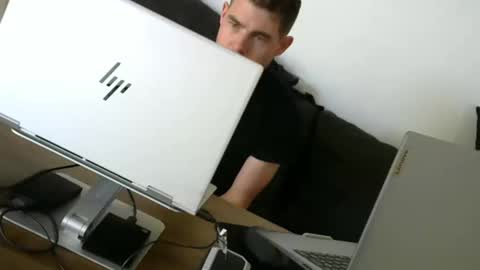 The Sultan online show from September 10, 2025, 3:01 pm