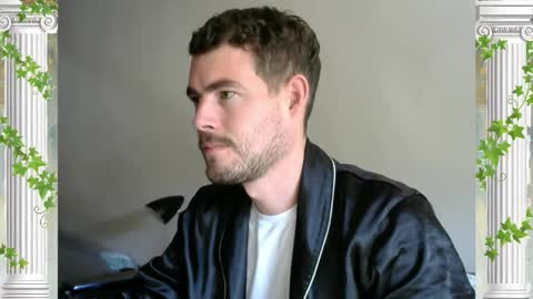 The Sultan online show from October 3, 2025, 4:37 pm