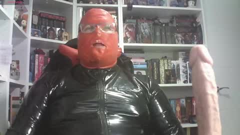 Snapshot of sumisolatex chatting on April 9, 2026, 6:46 pm Sumisolatex online show from April 9, 2026, 6:46 pm