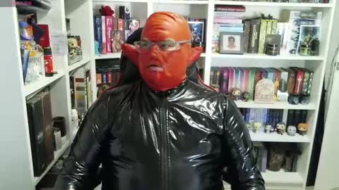 Snapshot of sumisolatex chatting on May 15, 2026, 11:17 am Sumisolatex online show from May 15, 2026, 11:17 am