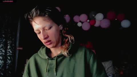 Snapshot of summer__xo chatting on January 20, 2025, 3:37 am Summer online show from January 20, 2025, 3:37 am