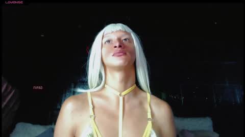 Snapshot of summer__xo chatting on February 15, 2025, 8:11 am Summer online show from February 15, 2025, 8:11 am