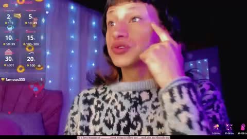 Snapshot of summer__xo chatting on September 15, 2025, 12:54 am Summer online show from September 15, 2025, 12:54 am