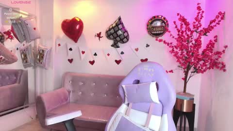 summer_miller online show from February 20, 2026, 11:32 am