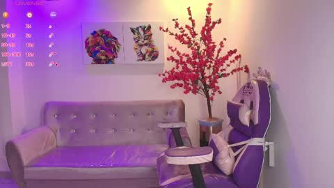 summer_miller online show from March 31, 2026, 11:32 am