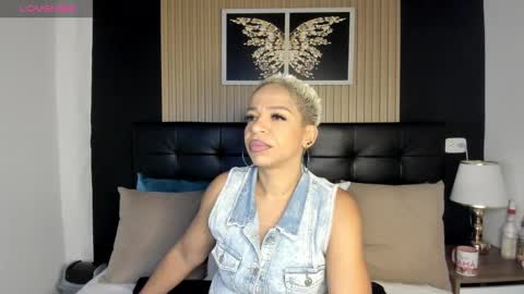 Snapshot of summer_night_ chatting on January 6, 2025, 12:57 pm Summer online show from January 6, 2025, 12:57 pm