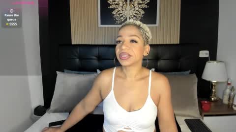 Snapshot of summer_night_ chatting on January 10, 2025, 11:22 am Summer online show from January 10, 2025, 11:22 am