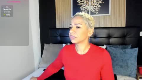 Snapshot of summer_night_ chatting on February 5, 2025, 11:55 am Summer online show from February 5, 2025, 11:55 am