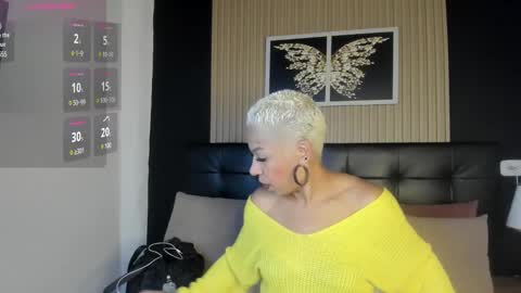 Snapshot of summer_night_ chatting on March 7, 2025, 10:45 am Summer online show from March 7, 2025, 10:45 am